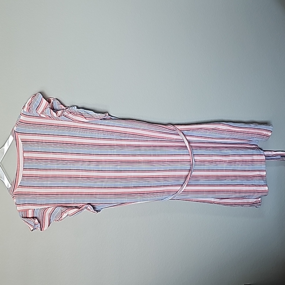 Elle XL Feminine Summer striped flutter sleeve button front dress - Picture 7 of 7